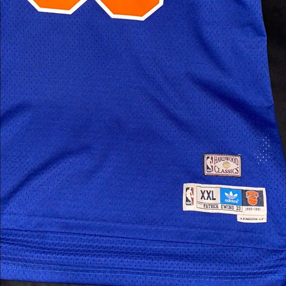 Hall of Famer Patrick Ewing Jersey - Picture 2 of 3